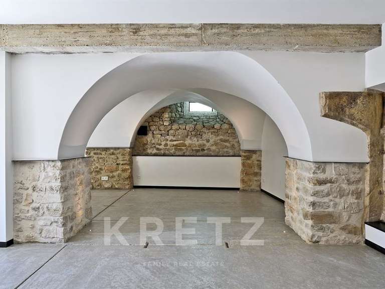 Maison Grignan - 4 chambres - 270m²