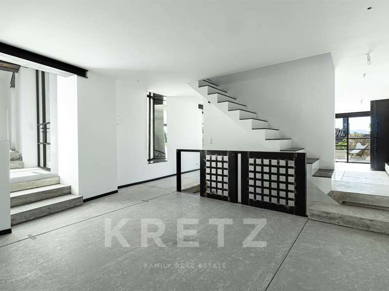 House Grignan - 4 bedrooms - 270m²