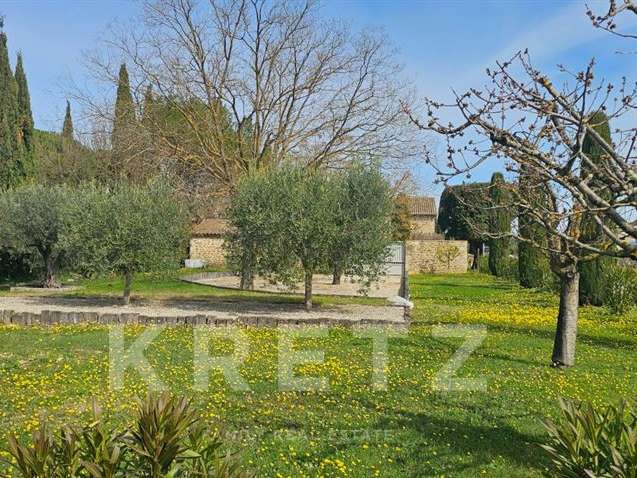 Maison Grignan - 3 chambres - 250m²