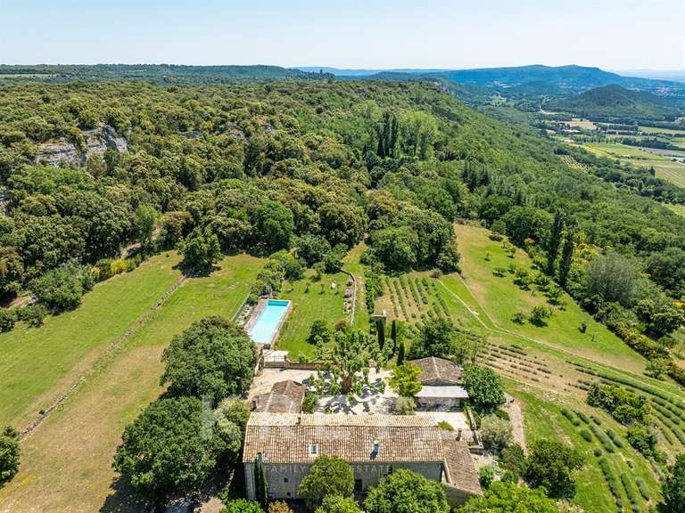 Maison Grignan - 5 chambres - 350m²