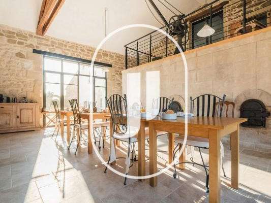 Maison Grignan - 9 chambres - 1000m²