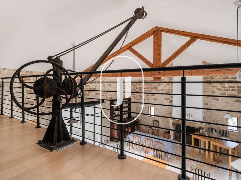 Maison Grignan - 9 chambres - 1000m²