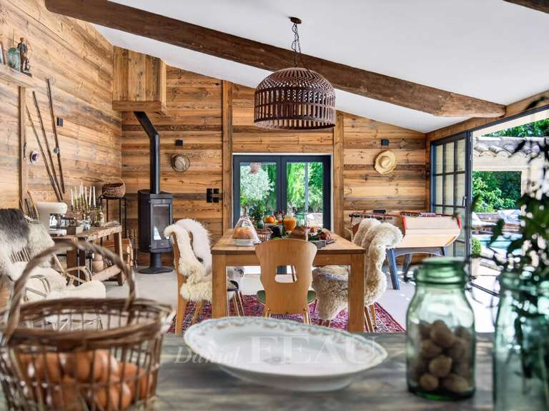 Maison Grignan - 7 chambres - 680m²