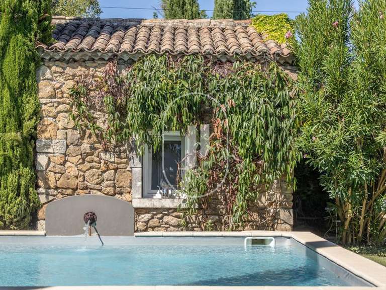 Maison Grignan - 8 chambres - 322m²