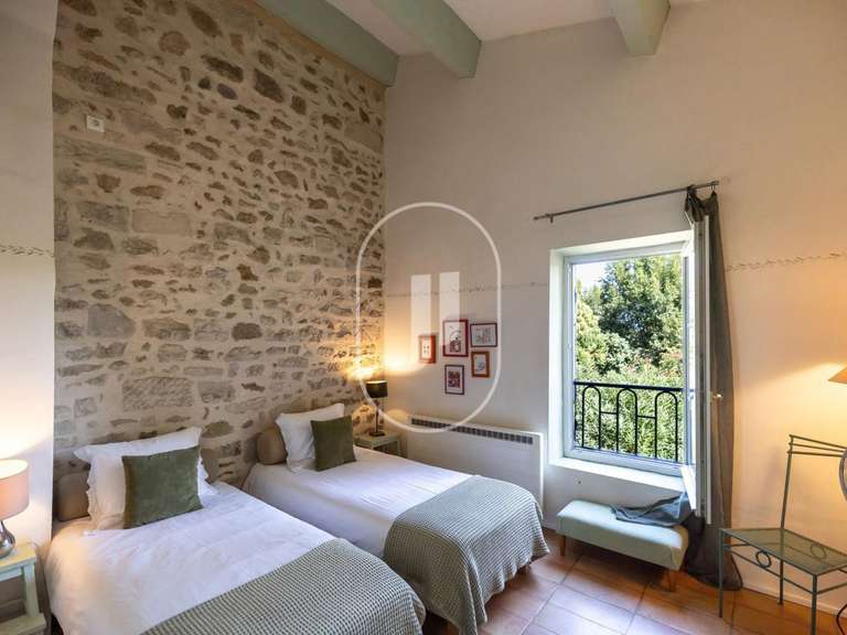 Maison Grignan - 8 chambres - 322m²