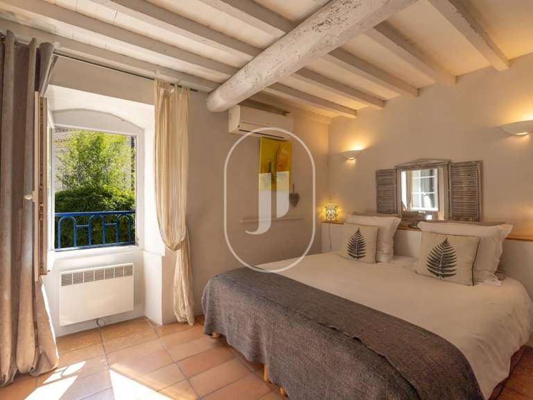 Maison Grignan - 8 chambres - 322m²