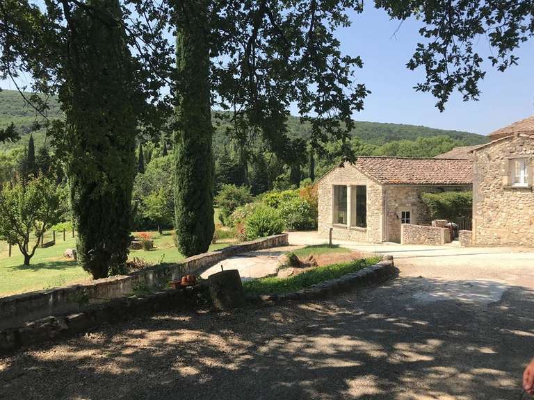 Property Grignan - 925m²