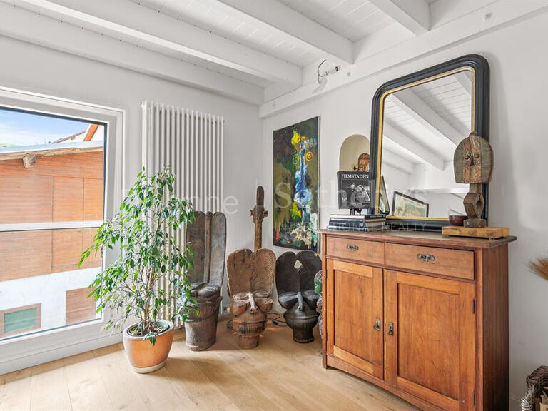 Maison Grilly - 5 chambres - 188m²