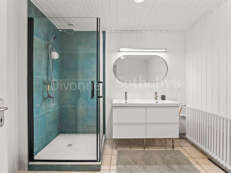 Maison Grilly - 5 chambres - 188m²