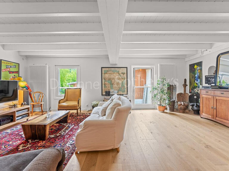 Maison Grilly - 5 chambres - 188m²
