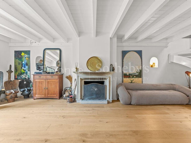 Maison Grilly - 5 chambres - 188m²