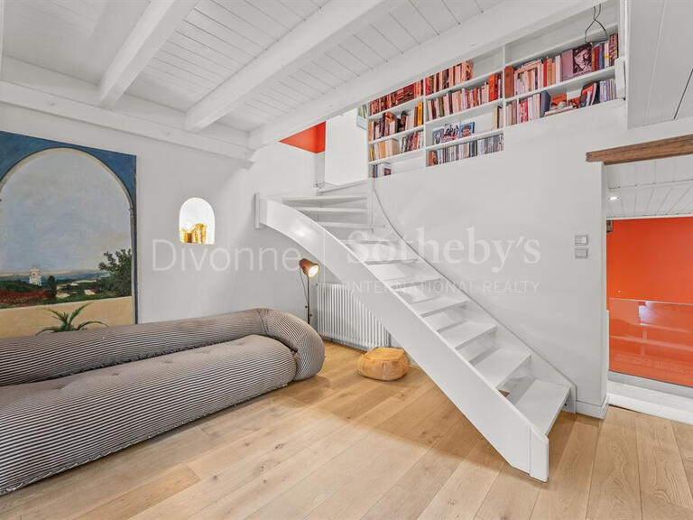 Maison Grilly - 5 chambres - 188m²