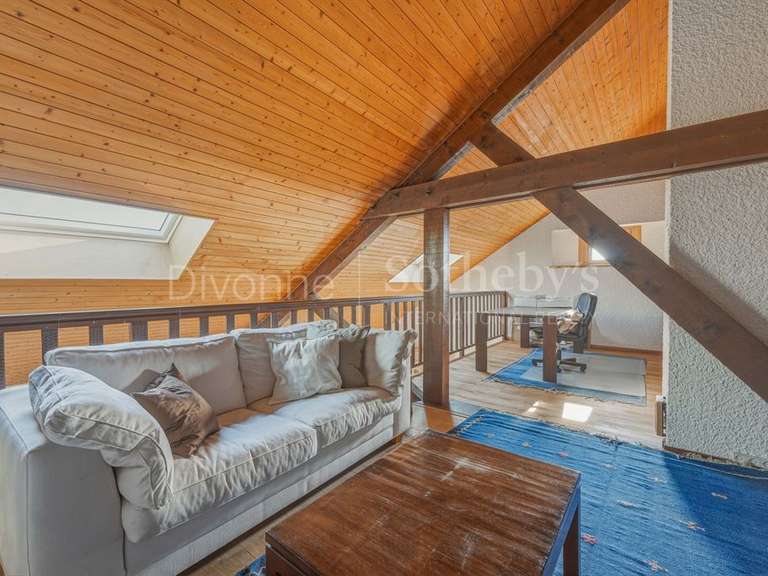 Maison Grilly - 5 chambres - 587m²