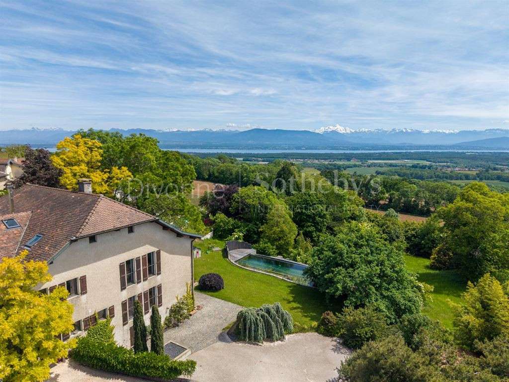 Maison Grilly