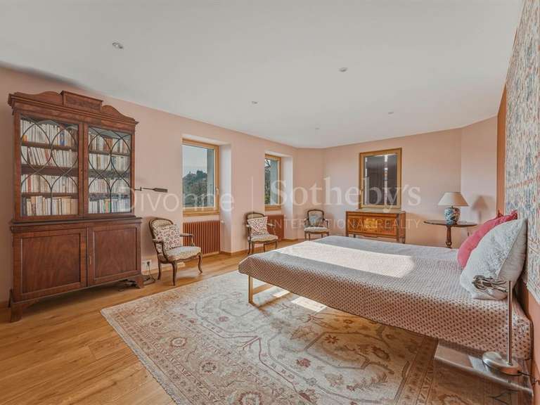 Maison Grilly - 6 chambres - 587m²