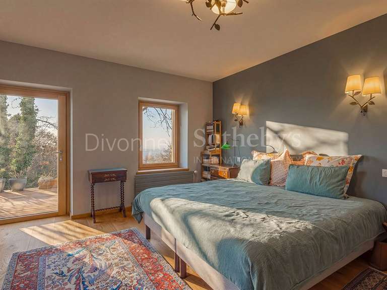 Maison Grilly - 5 chambres - 587m²