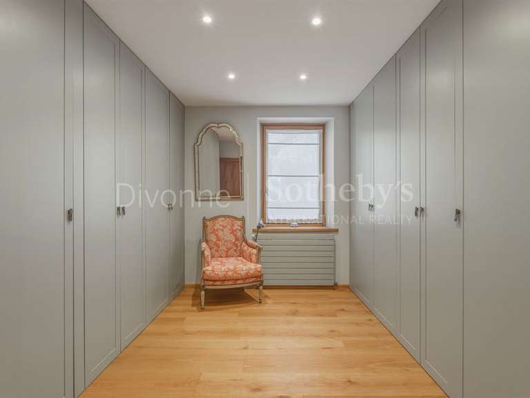 Maison Grilly - 6 chambres - 587m²