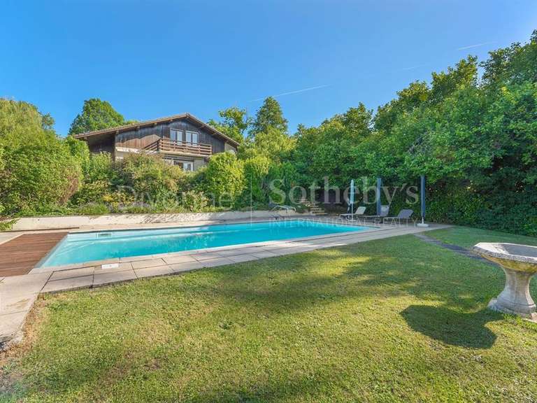 Maison Grilly - 5 chambres - 167m²