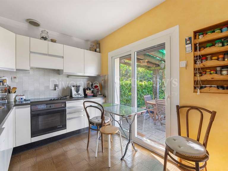 House Grilly - 5 bedrooms - 167m²