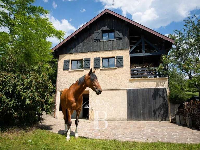 Maison Grilly - 120m²