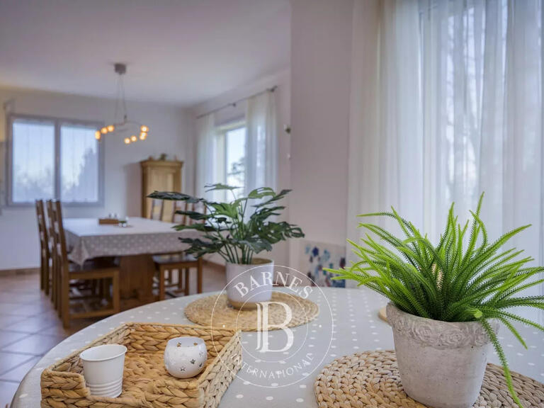 Villa Grilly - 5 chambres - 231m²