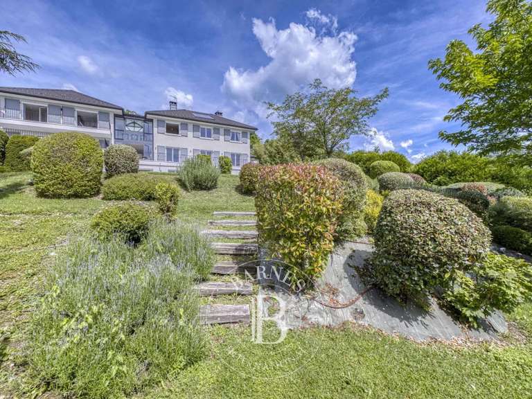 Villa Grilly - 6 chambres - 554m²