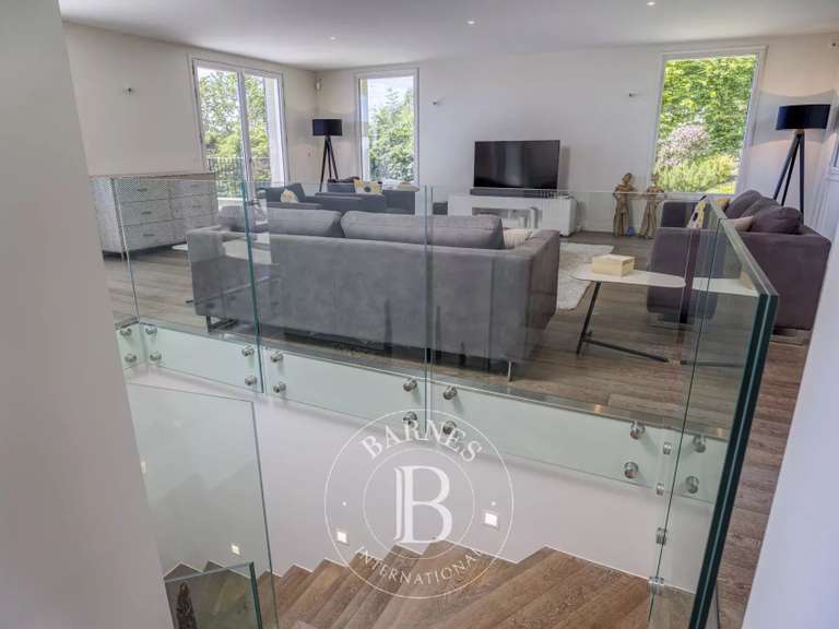 Villa Grilly - 6 chambres - 554m²