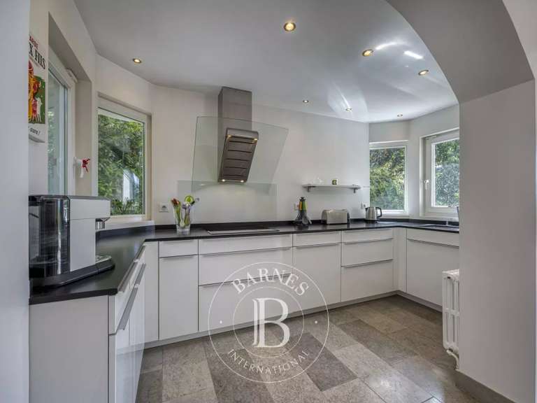 Villa Grilly - 6 chambres - 554m²