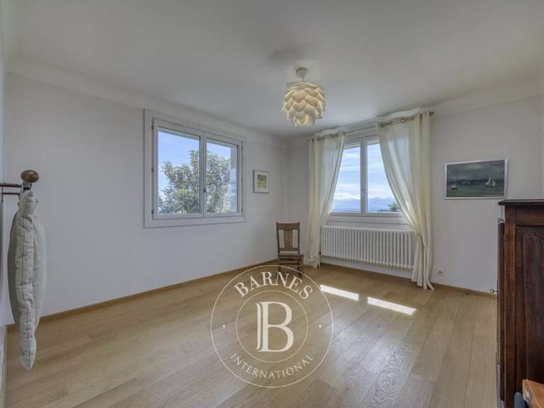 Villa Grilly - 6 chambres - 554m²