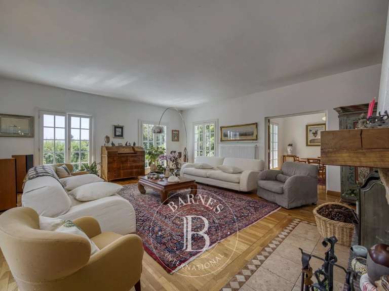 Villa Grilly - 5 chambres - 215m²