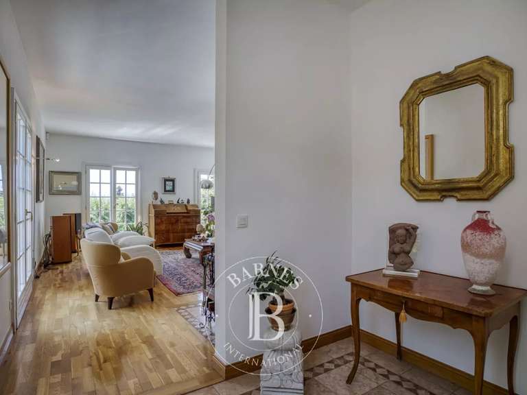 Villa Grilly - 5 chambres - 215m²