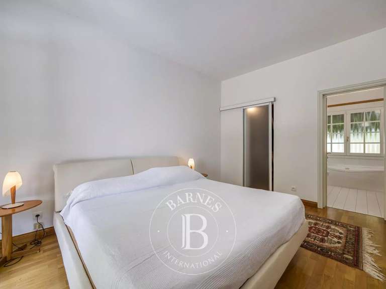 Villa Grilly - 5 chambres - 215m²