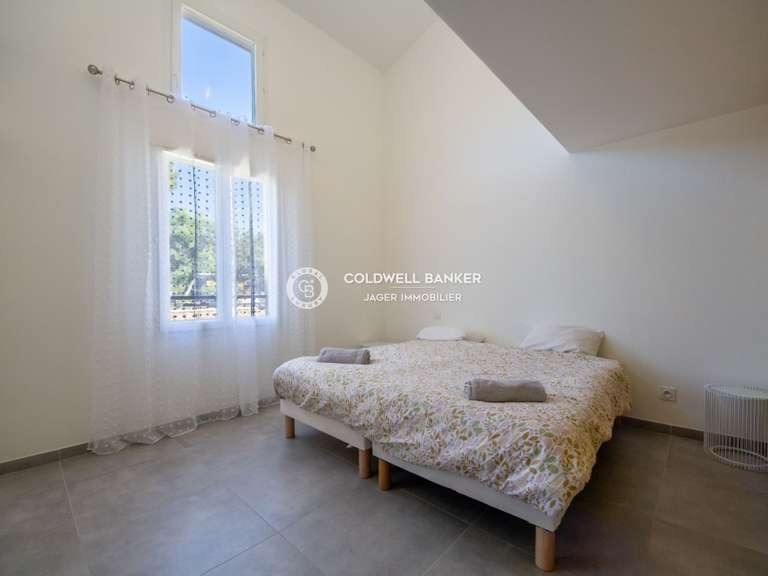 Apartment Grimaud - 3 bedrooms - 99m²