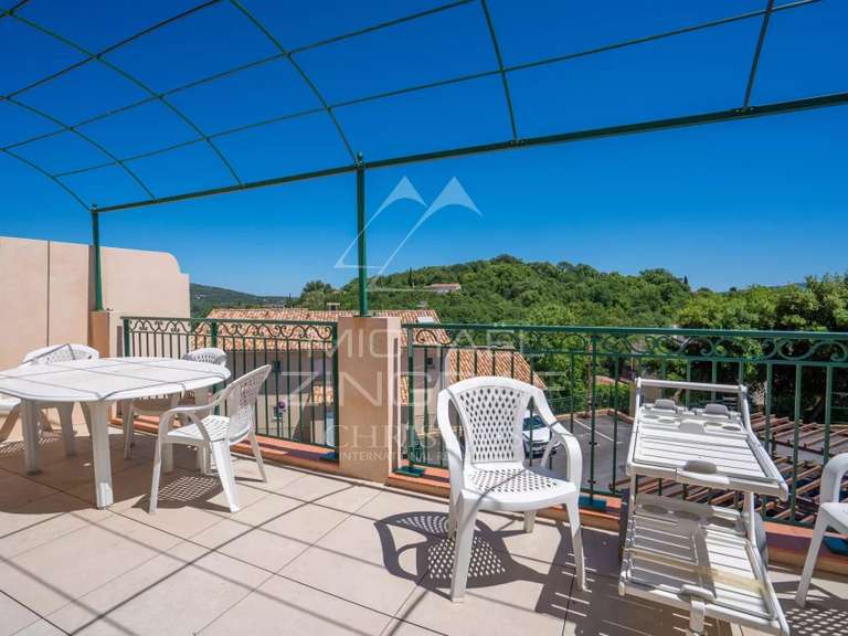 Appartement Grimaud - 3 chambres - 76m²