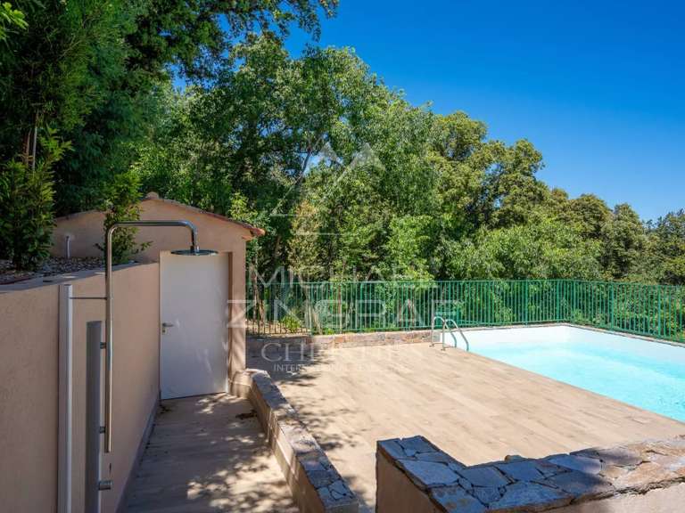Appartement Grimaud - 3 chambres - 76m²