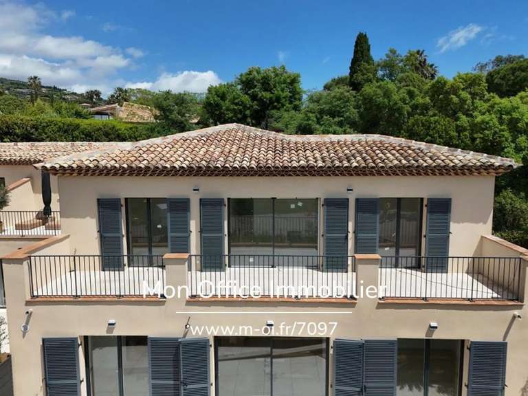 Appartement Grimaud - 3 chambres - 107m²