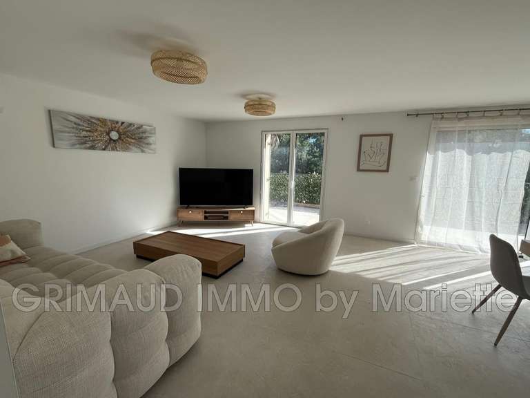 Appartement Grimaud - 3 chambres - 107m²