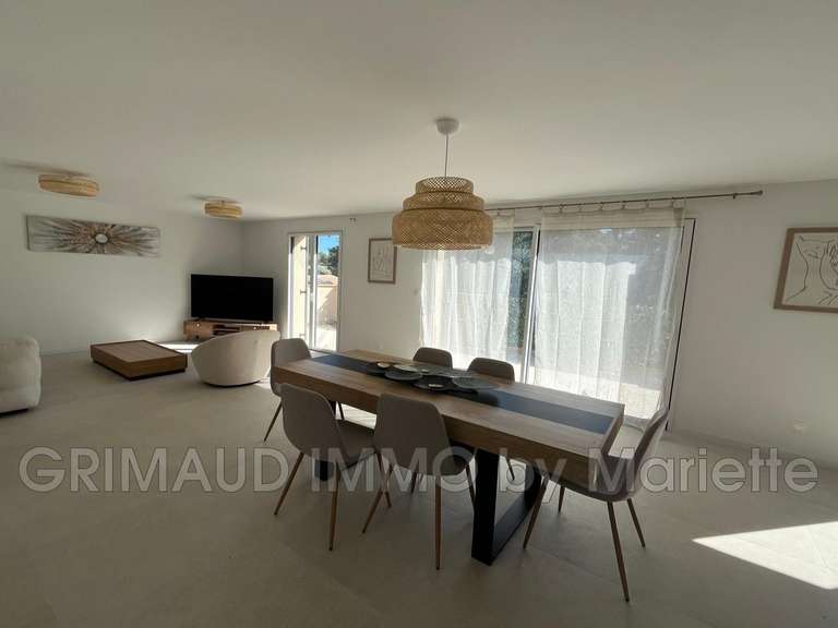 Appartement Grimaud - 3 chambres - 107m²