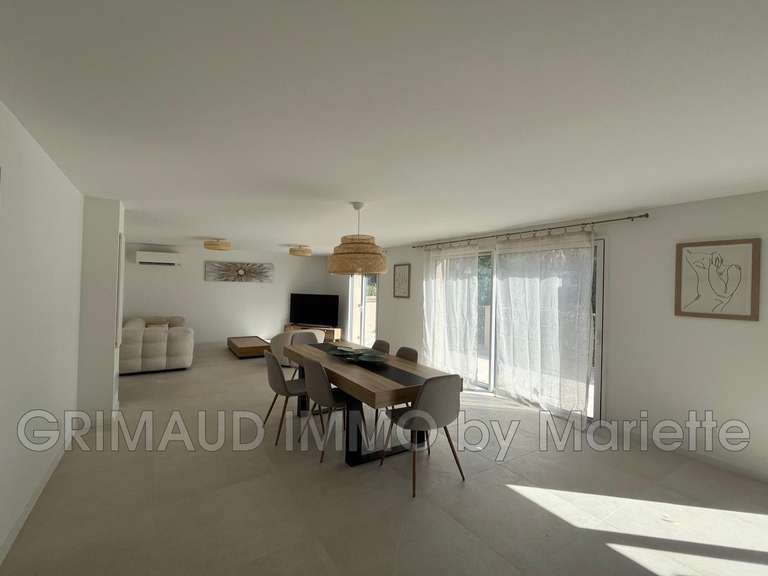 Appartement Grimaud - 3 chambres - 107m²