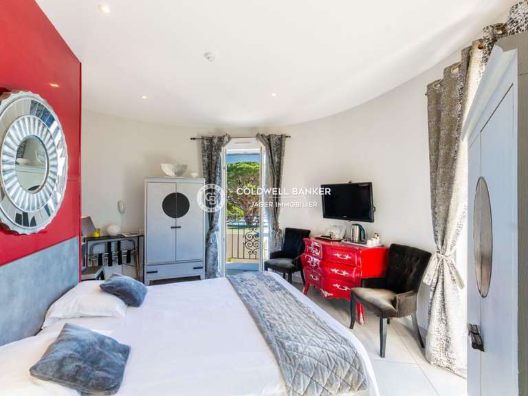 Hôtel particulier avec Vue sur mer Grimaud - 17 chambres - 654m²