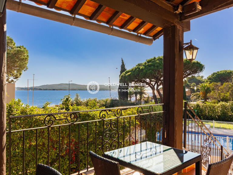 Hôtel particulier Grimaud - 17 chambres - 654m²