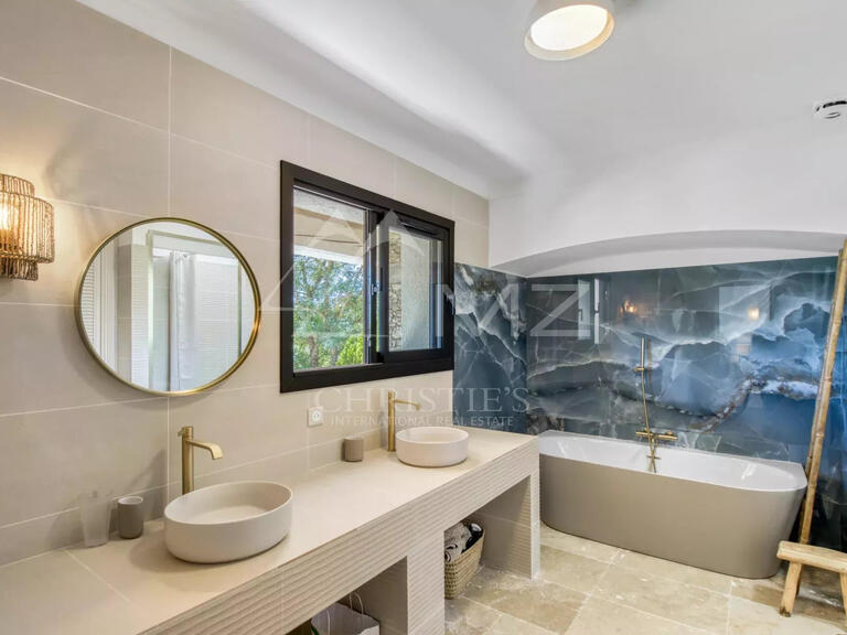 Maison Grimaud - 6 chambres - 308m²