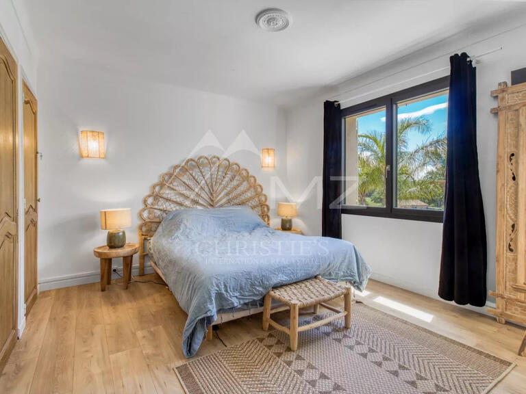 Maison Grimaud - 6 chambres - 308m²