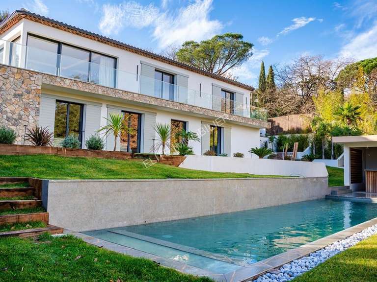 House Grimaud - 5 bedrooms - 200m²