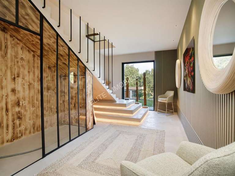 House Grimaud - 5 bedrooms - 200m²