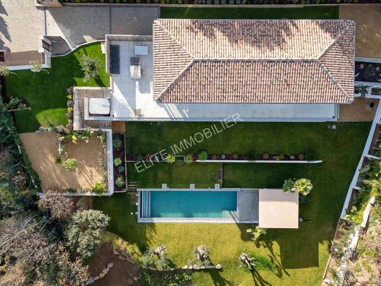 House Grimaud - 5 bedrooms - 200m²
