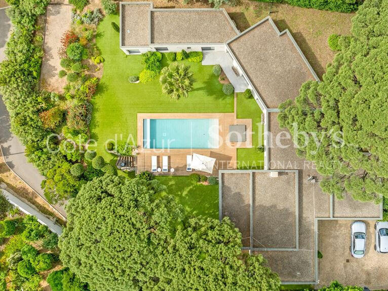 Maison Grimaud - 6 chambres - 305m²