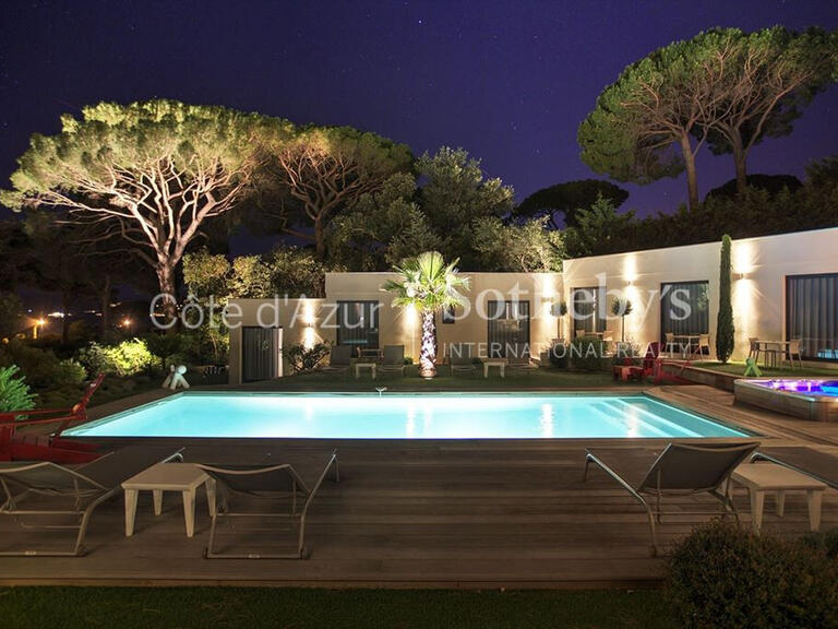 Maison Grimaud - 6 chambres - 305m²