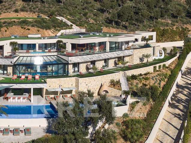 Maison Grimaud - 8 chambres - 640m²