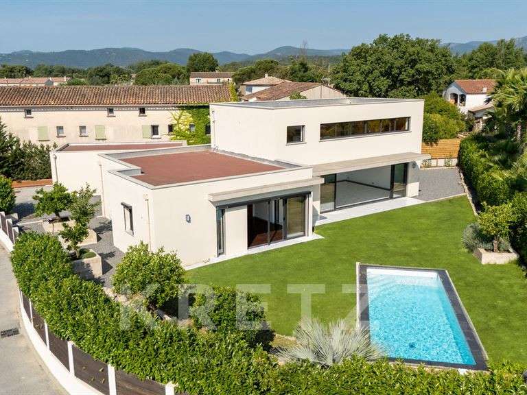 House Grimaud - 5 bedrooms - 204m²